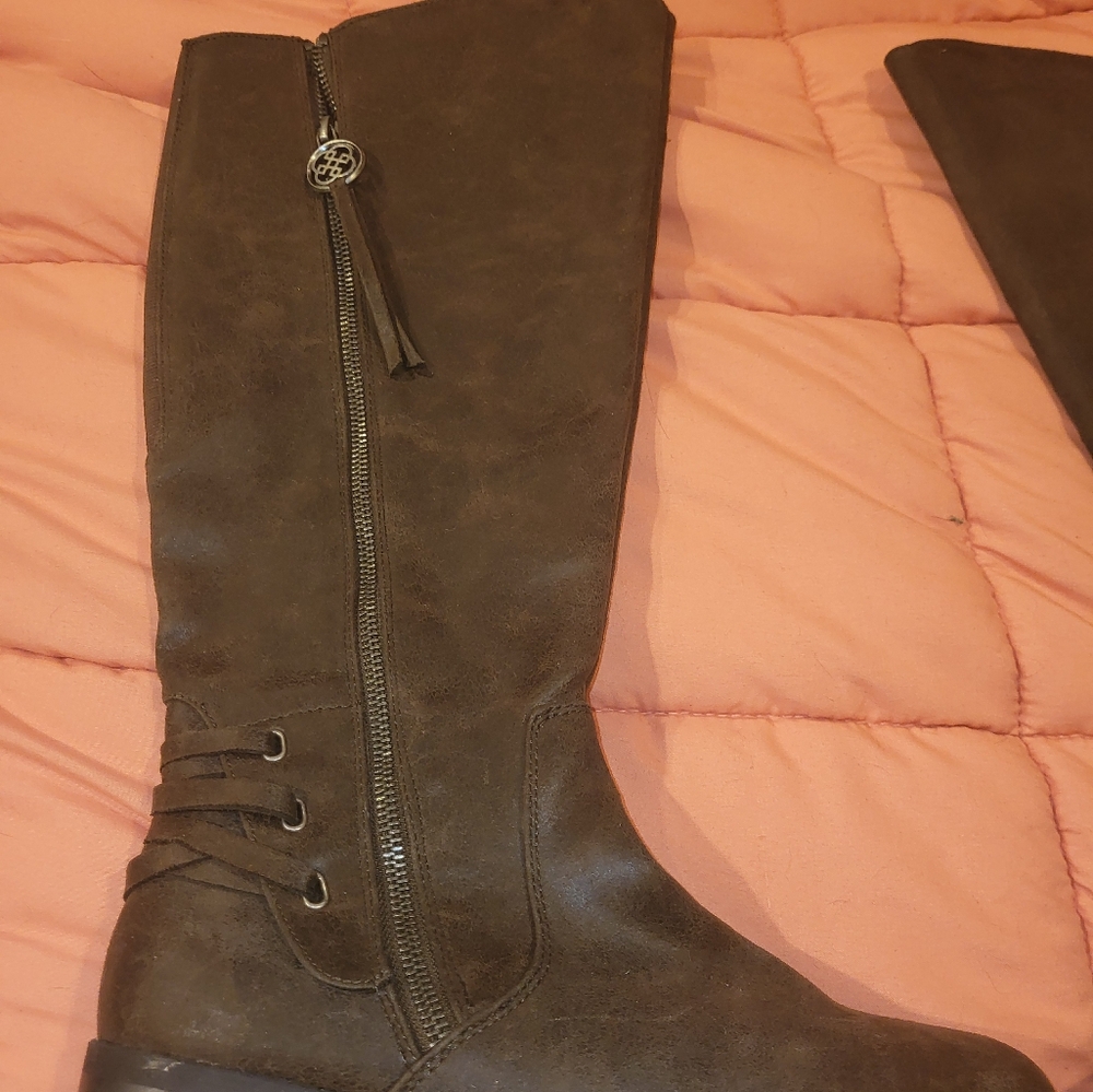 Daisy Fuentes Boots